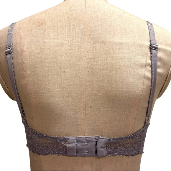 New Victoria’s Secret Dream Angels Rhinestone Pearl Demi Gray Bra Size 32DD - Picture 9 of 12